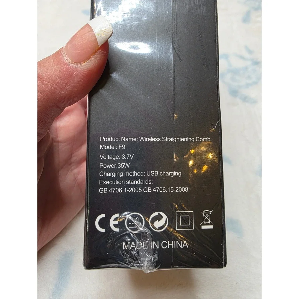 Wireless Hair‎ Straightening Comb F9 Portable Cordless USB Charging Black